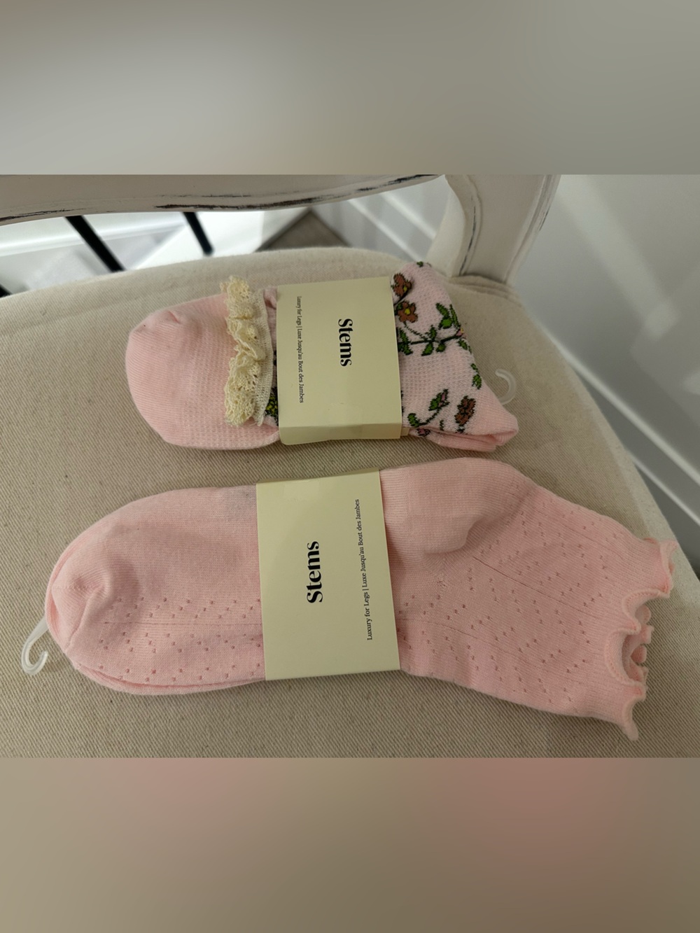 NWT Stems Anthropology Pink Ruffle Pointelle Knit & Floral Ruffle Ankle Socks